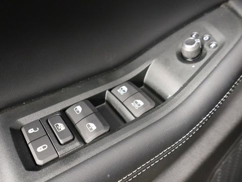 New 2026 Jeep Grand Cherokee L Laredo image 23