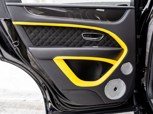 Used 2023 Bentley Bentayga Speed image 36