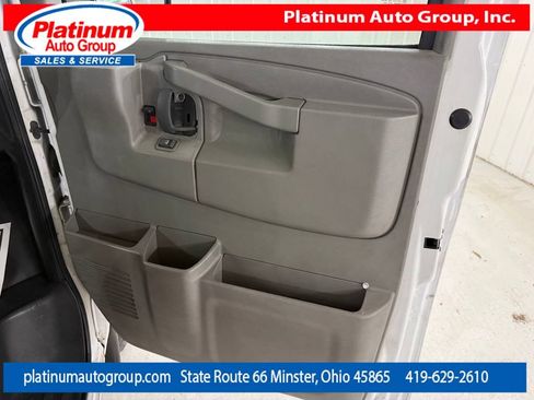 Used 2019 Chevrolet Express 3500 Extended w/ Driver Convenience Package RWD image 34