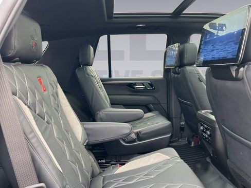 New 2026 Chevrolet Tahoe Premier image 18