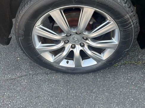 Used 2012 INFINITI QX56 4WD w/ Deluxe Touring Pkg image 13