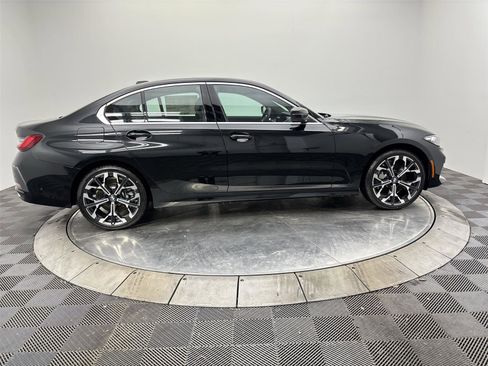 New 2026 BMW 330i xDrive Sedan w/ Premium Package image 17