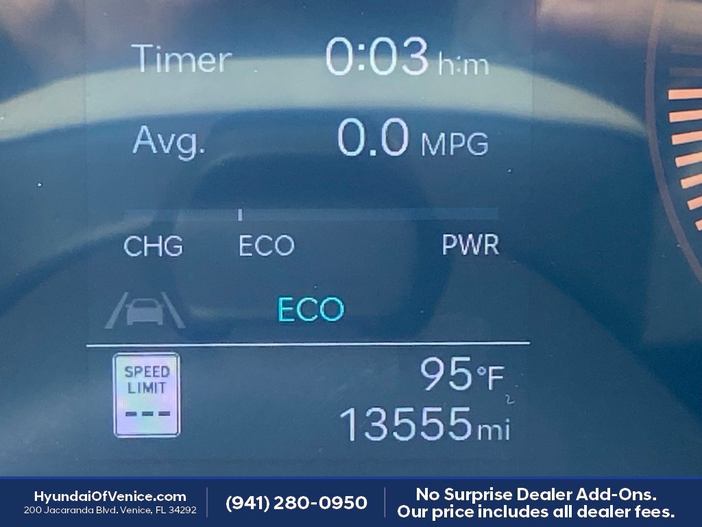 Certified 2025 Hyundai Santa Fe SEL FWD image 23
