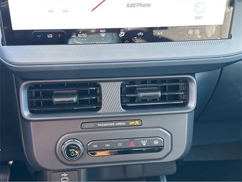 New 2025 Ford Maverick XL image 25