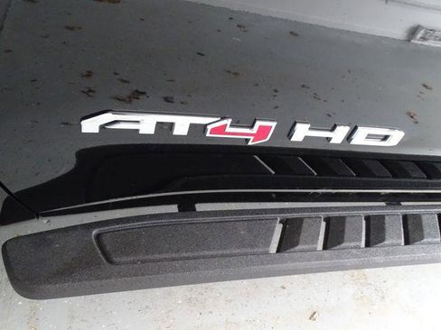 Used 2024 GMC Sierra 2500 AT4 w/ AT4 Premium Plus Package AWD/4WD image 26