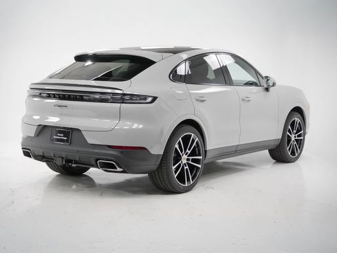 Used 2025 Porsche Cayenne Coupe AWD/4WD image 10