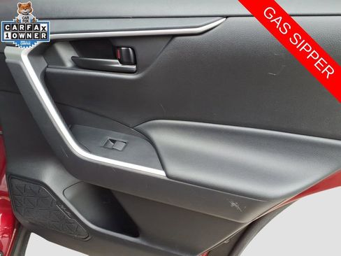 Used 2023 Toyota RAV4 LE image 11