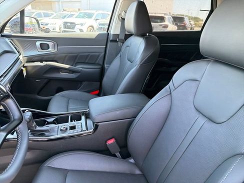 New 2026 Kia Sorento SX FWD image 18
