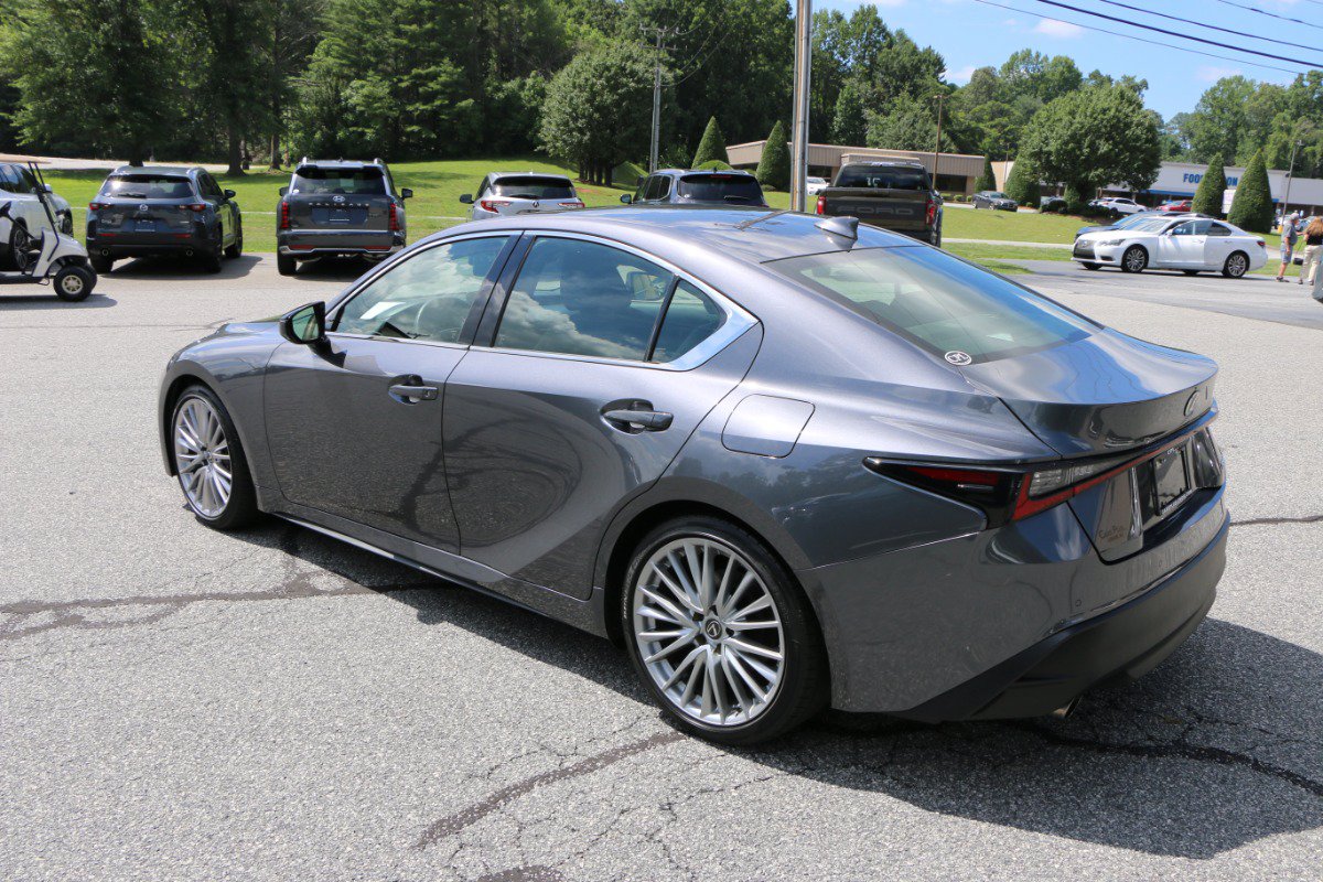 Used 2023 Lexus IS 300 w/ Premium Package RWD image 3