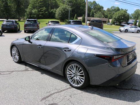 Used 2023 Lexus IS 300 w/ Premium Package RWD image 3