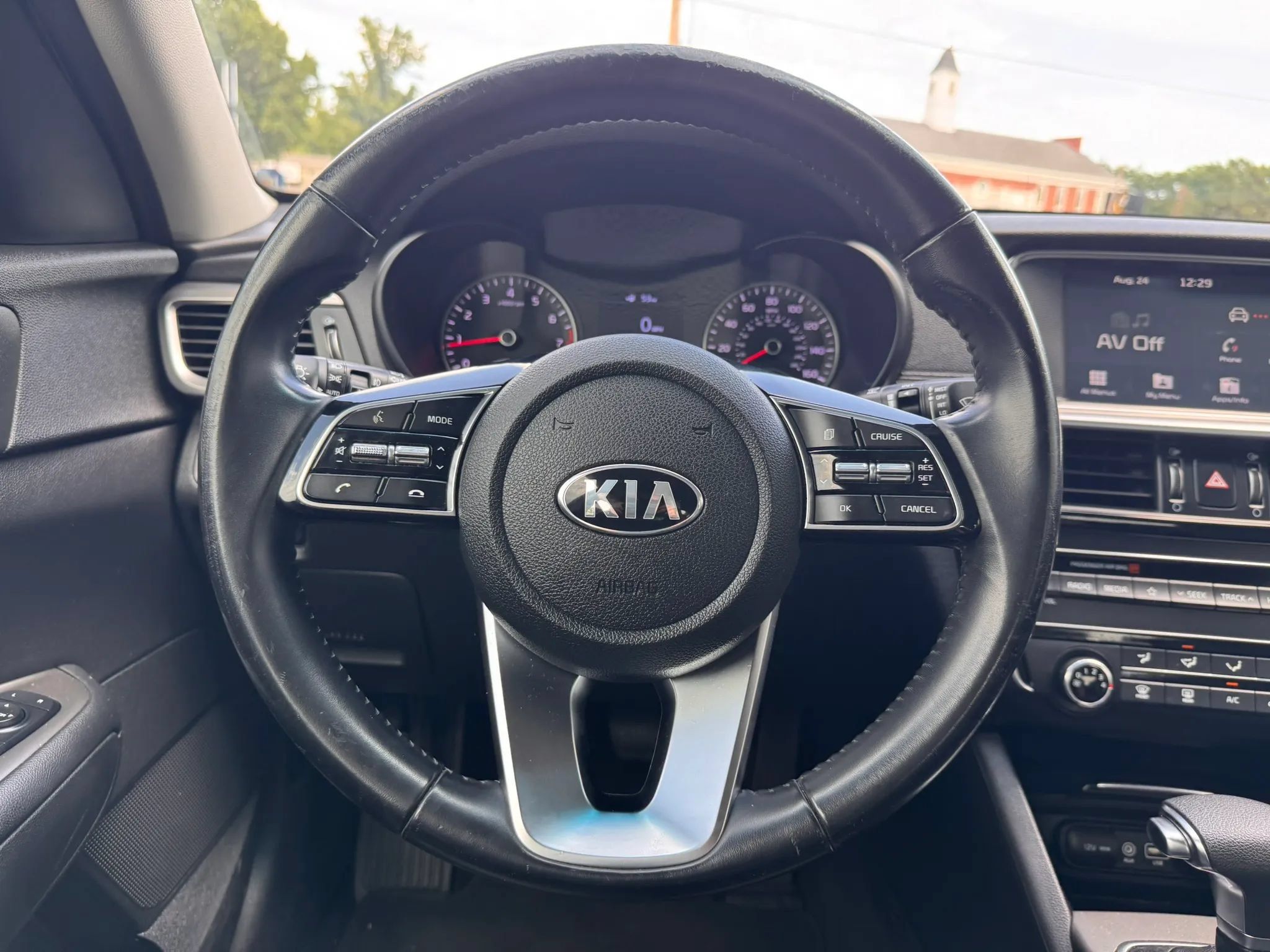 Used 2020 Kia Optima S FWD image 14