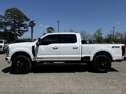 New 2026 Ford F250 Lariat w/ Black Appearance Package