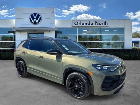 New 2026 Volkswagen Tiguan SE R-Line image 1