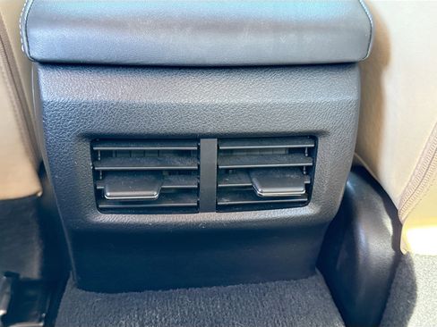 Used 2015 Lexus IS 250 image 19