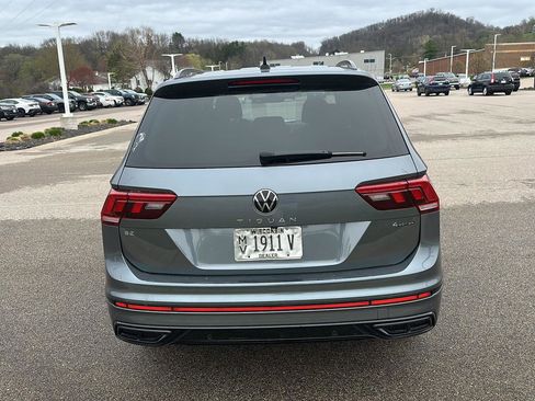 Used 2022 Volkswagen Tiguan SE R-Line image 4
