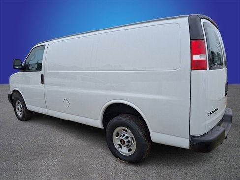 New 2024 GMC Savana 2500 w/ Driver Convenience Package image 4
