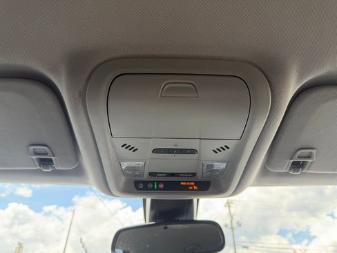 Used 2024 Chevrolet Blazer LT image 21