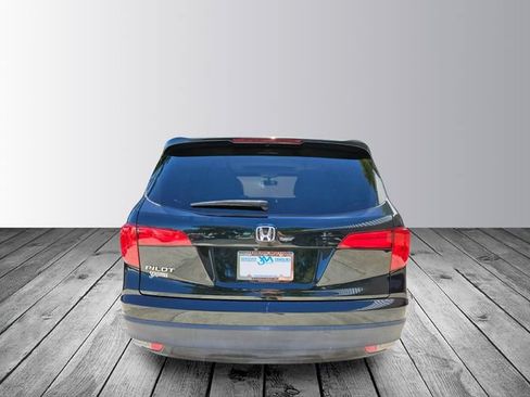 Used 2017 Honda Pilot EX-L image 4