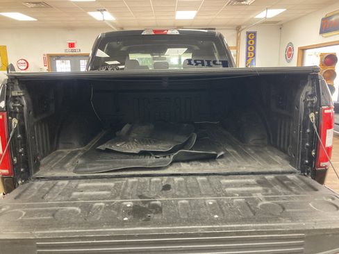 Used 2018 Ford F150 XLT w/ Equipment Group 301A Mid image 14