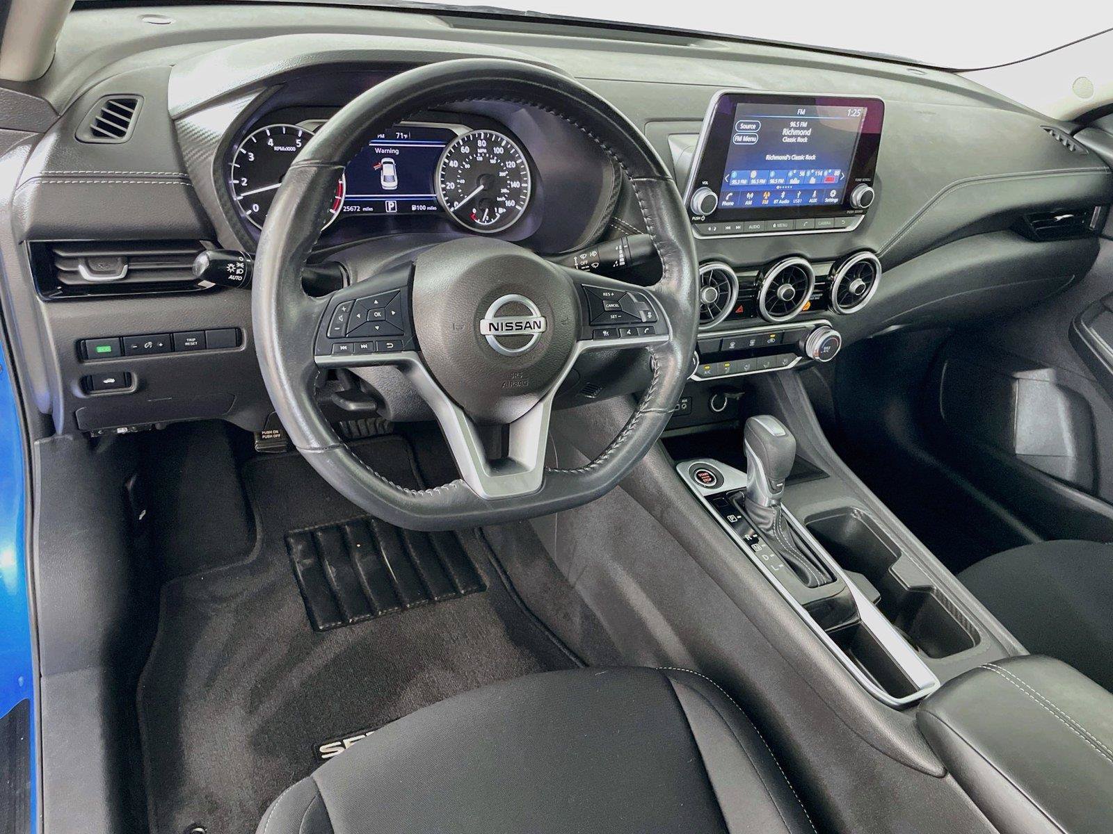 Used 2022 Nissan Sentra SV FWD image 11