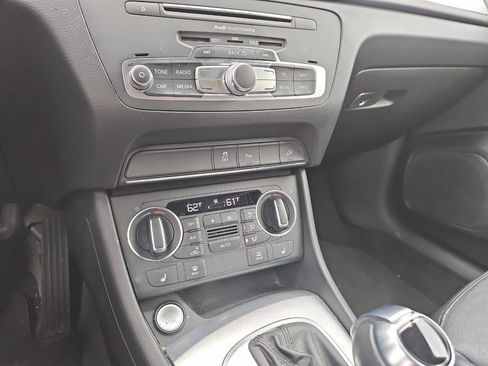 Used 2017 Audi Q3 2.0T Premium Plus w/ Premium Plus Package image 18