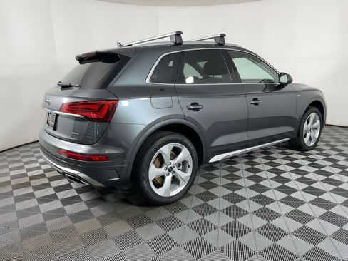Certified 2025 Audi Q5 2.0T Premium Plus w/ Premium Plus Package image 7