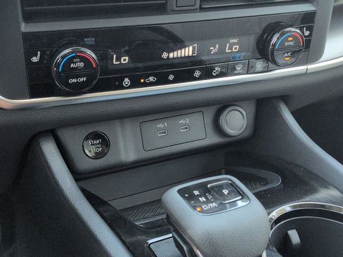 New 2026 Nissan Rogue SV FWD image 19