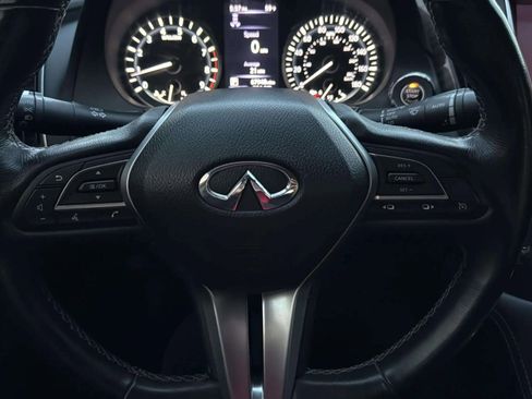 Used 2018 INFINITI Q50 Luxe w/ Sensory Package (Luxe) image 29