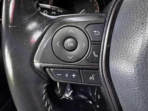 Used 2021 Toyota Camry SE FWD image 23