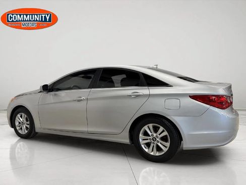 Used 2013 Hyundai Sonata GLS FWD image 4
