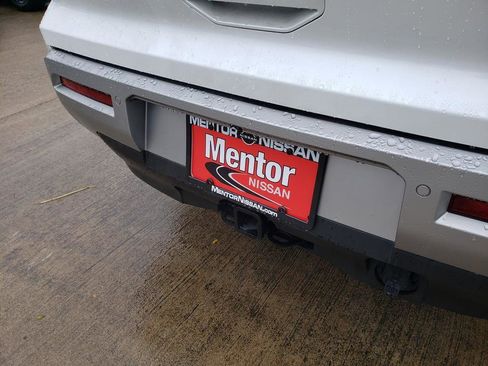 Certified 2025 Nissan Pathfinder SL w/ SL Premium Package image 12