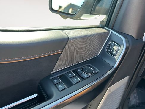 Used 2023 Ford F150 Platinum AWD/4WD image 21