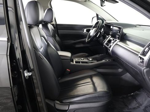 Used 2021 Kia Sorento S image 30