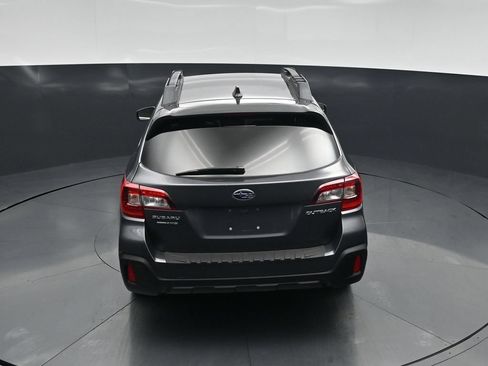Used 2019 Subaru Outback 2.5i Premium AWD/4WD image 35