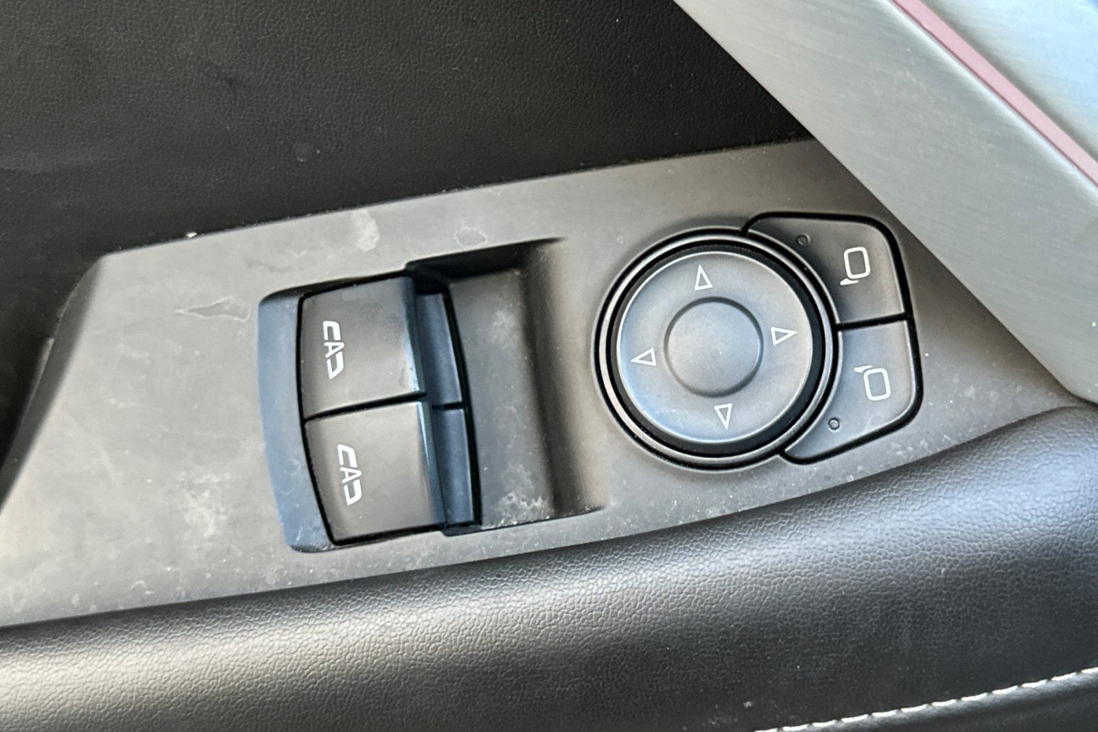 Used 2017 Chevrolet Camaro SS RWD image 12
