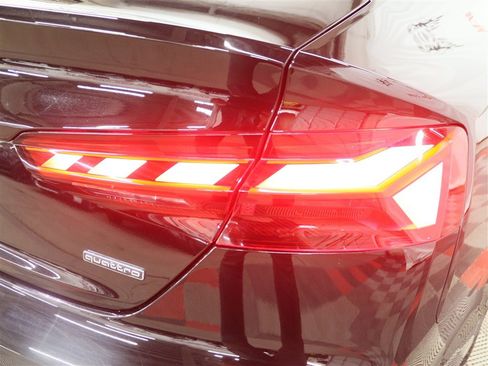 Used 2020 Audi A5 2.0T Premium Plus w/ Premium Plus AWD/4WD image 12