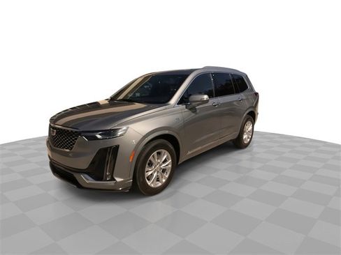 Certified 2023 Cadillac XT6 Luxury image 6