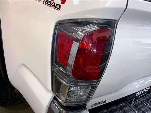 Used 2023 Toyota Tacoma TRD Off-Road image 30