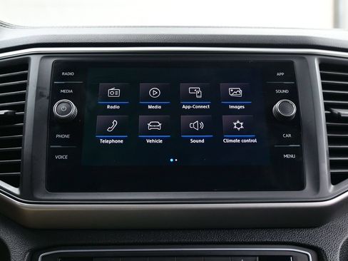 Used 2020 Volkswagen Atlas Cross Sport SE AWD/4WD image 22