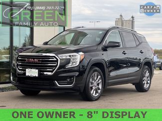 Used 2023 GMC Terrain SLT image 1