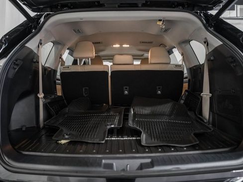 Used 2022 Toyota Highlander XLE image 8