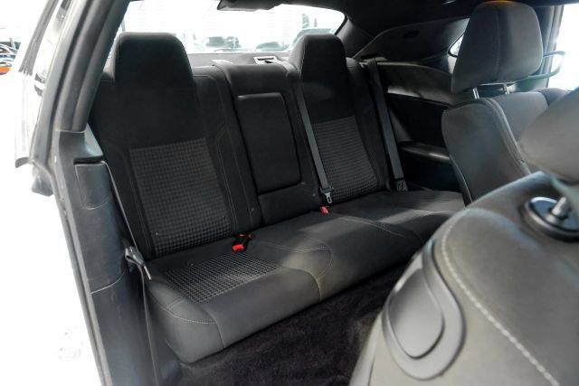 Used 2017 Dodge Challenger R/T RWD image 38