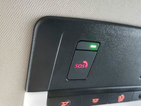 Certified 2025 Nissan Pathfinder SV FWD image 33