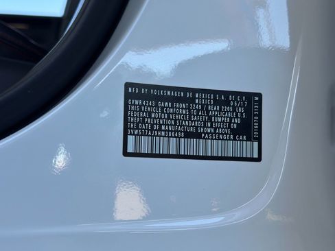 Used 2017 Volkswagen Jetta GLI image 27