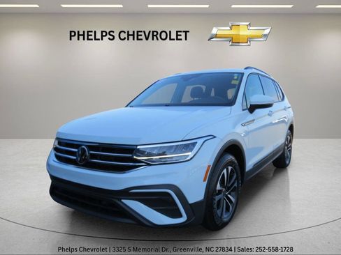 Used 2023 Volkswagen Tiguan S FWD image 3