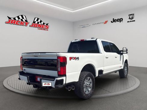Used 2025 Ford F250 Platinum AWD/4WD image 11
