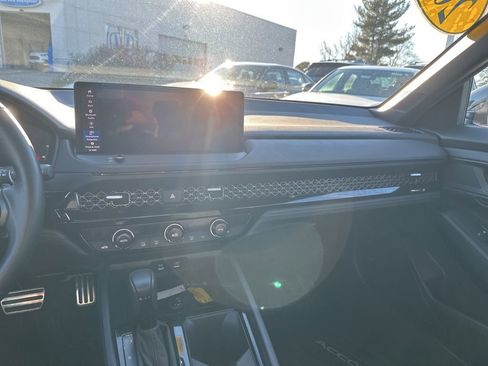 Used 2024 Honda Accord Sport image 17