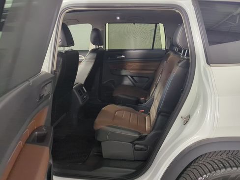 Used 2022 Volkswagen Atlas SEL Premium AWD/4WD image 18