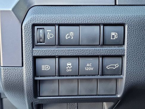 Used 2025 Toyota 4Runner TRD Off-Road Premium AWD/4WD image 11