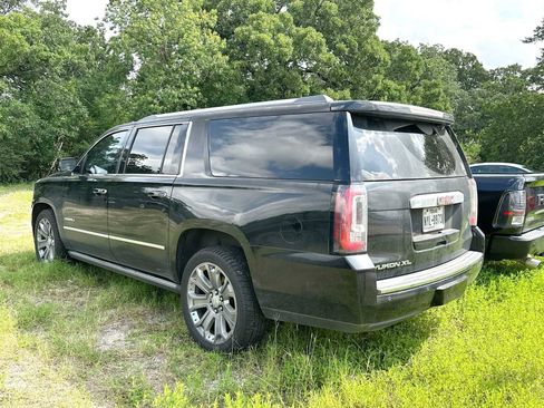 Used 2016 GMC Yukon XL Denali w/ Open Road Package AWD/4WD image 3